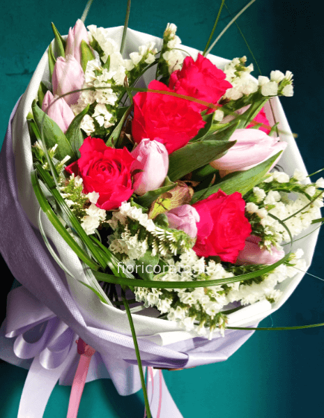 winter tulip bouquet